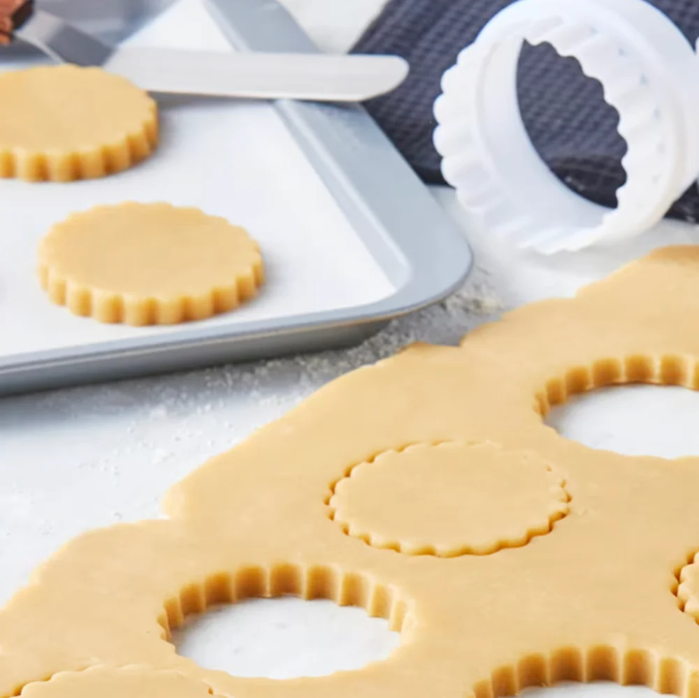 Set Moldes Cortadores de Galletas 6 Flores Dobles - Imagen 3