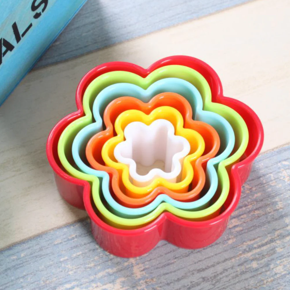 Set Cortadores de Galletas 5 Flores en Caja - Imagen 3