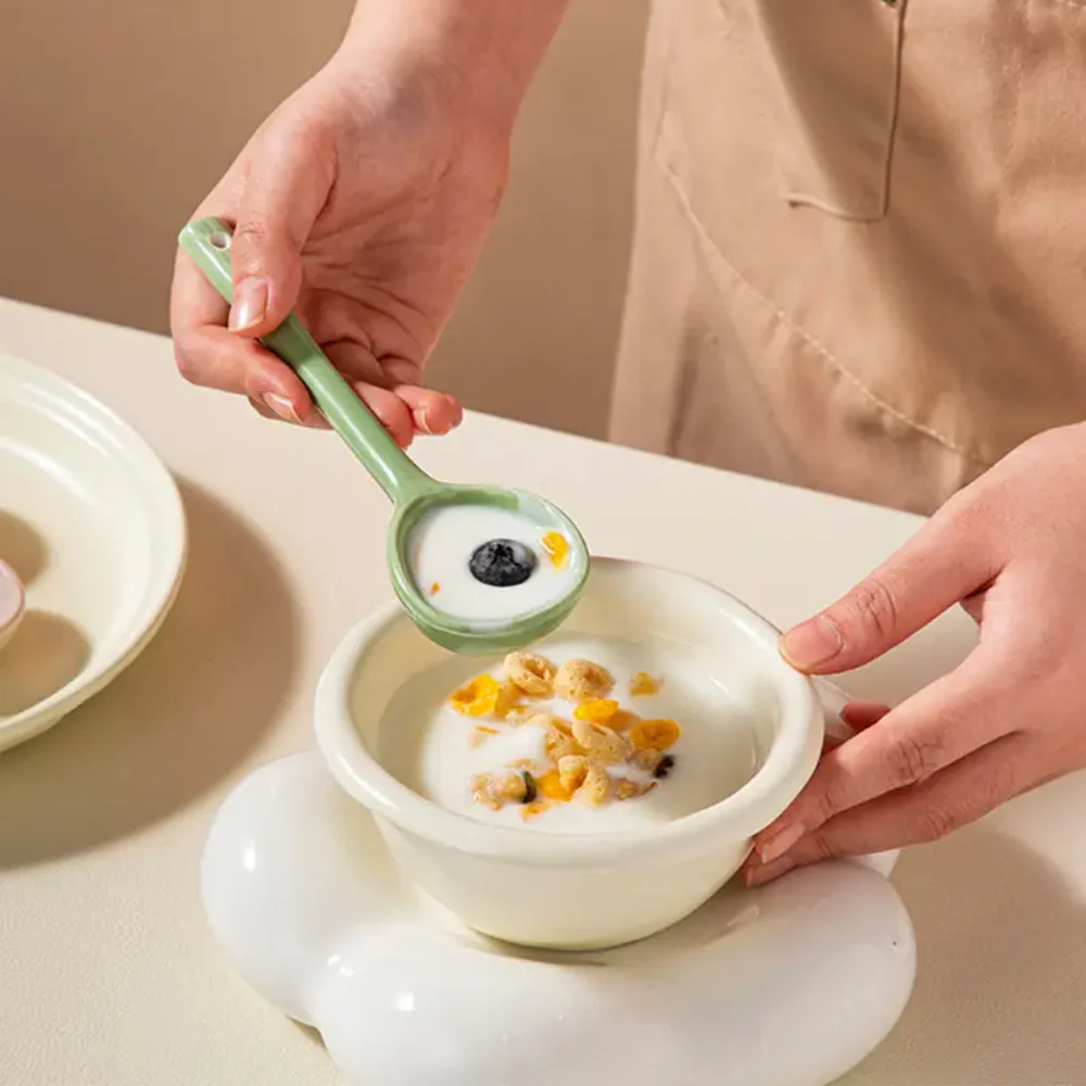 Cuchara de Cerámica Estilo Japonés con Mango Largo - Imagen 3