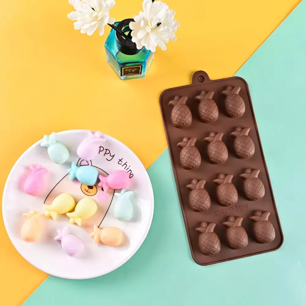 Molde de 12 Piñas para Chocolate Molde de Silicón - Imagen 2